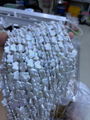 10–12 mm Butterfly & Flower Baroque Pearl Strand · 4A — supplied lot image 2