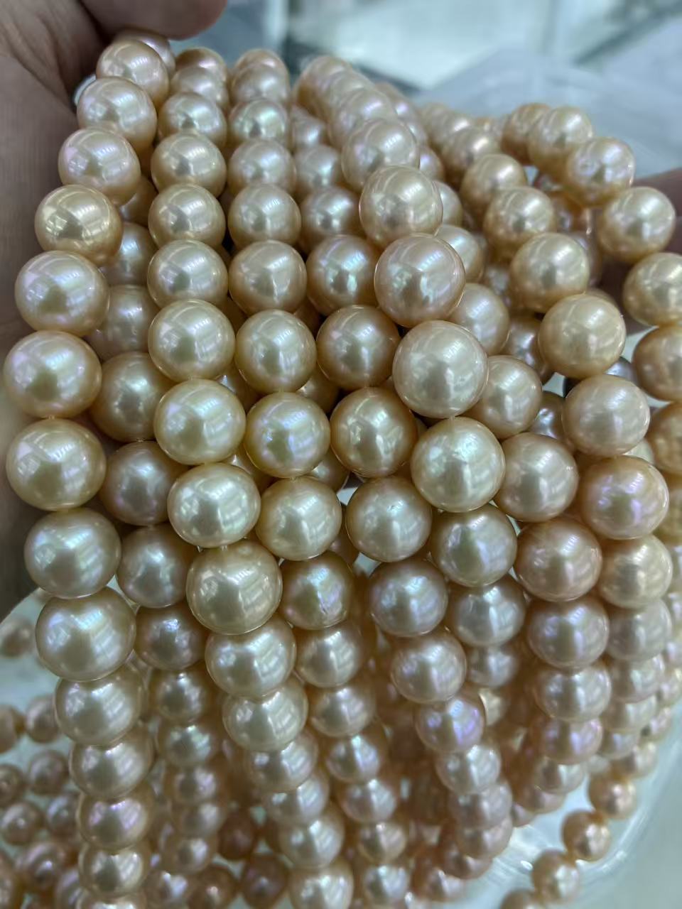 10–12 mm Orange Round Pearl Strand · 4A — supplied lot image 1