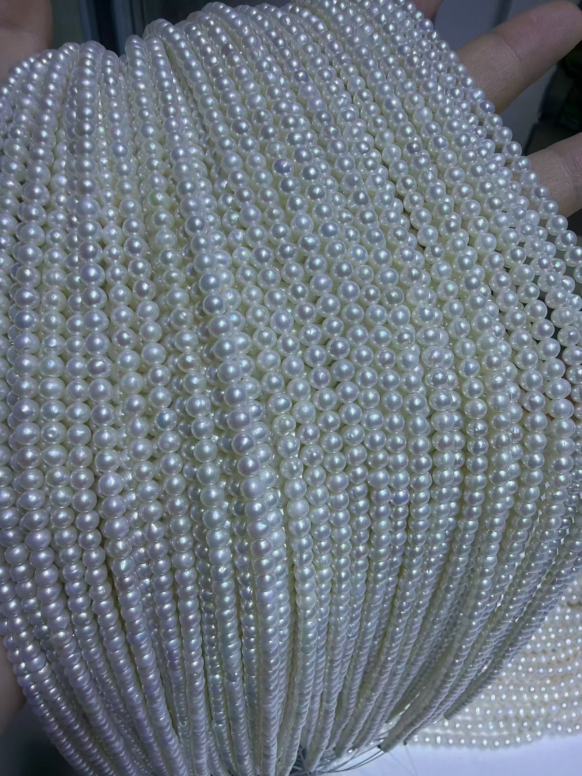 2.5–3 mm Round Pearl Strand · 5A — supplied lot image 1
