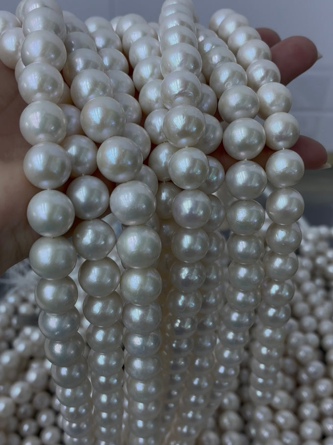 9–12 mm Edison Round Pearl Strand · 4A