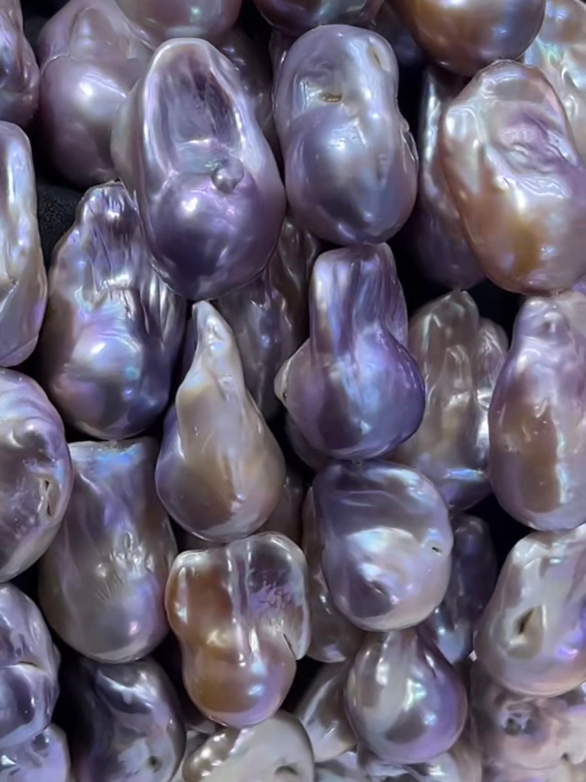 20–25 mm Lavender Baroque Pearl Strand 4A